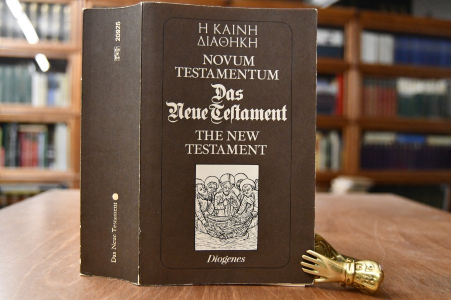 Novum testamentum tetraglotton archetypum Graecum cum versionibus vulgata Latina, Germanica Lutheri et Anglica authentica.