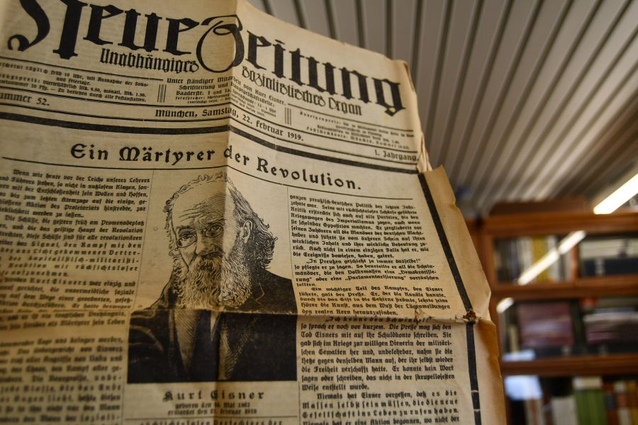 Neue Zeitung unabhängiges sozialistisches Organ Nummer 52 vom 22. Februar 1919. Mit einem Nachruf auf Kurt Eisner.