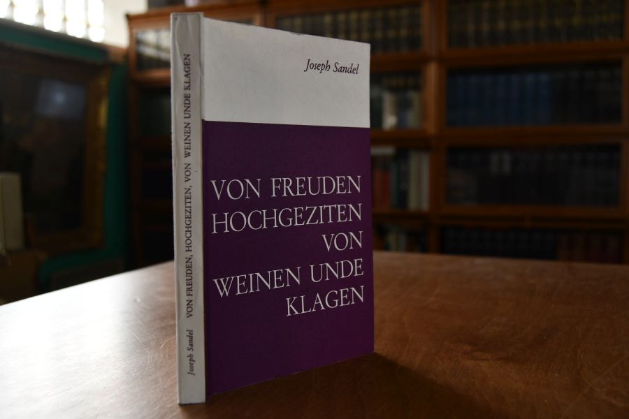 Von Freuden, Hochgeziten, von Weinen unde Klagen. Eine Sammlung von Kasualreden für wichtige Anlässe.