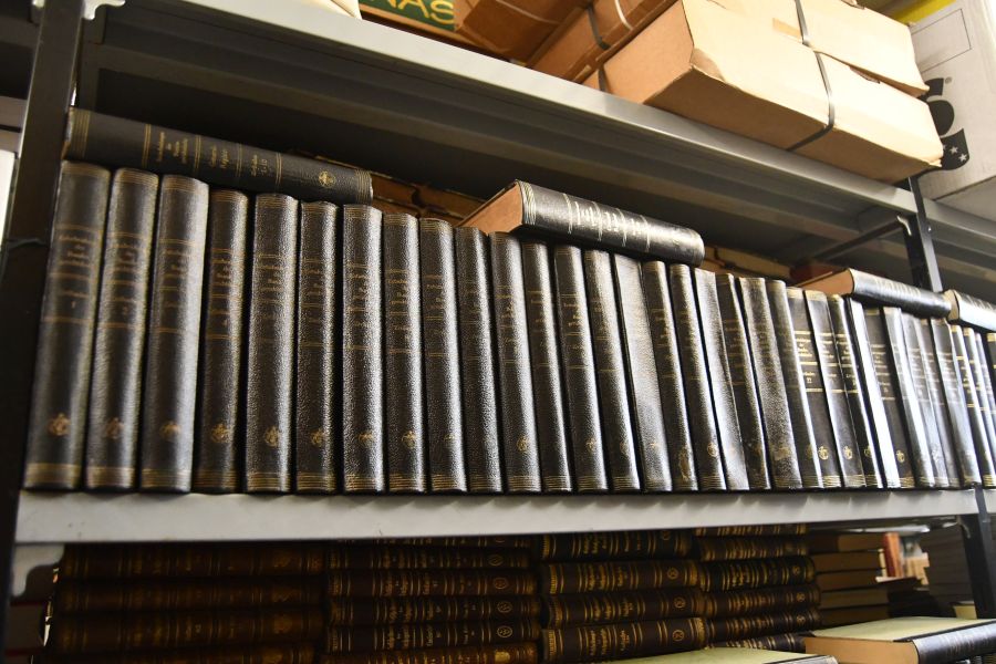 Entscheidungen des Bundesgerichtshofes in Zivilsachen Band 1 - Band 222. Von Bd. 1 bis Bd. 210 jeweils mit dem Zehnjahresregister. Insgesamt 243 Bände.