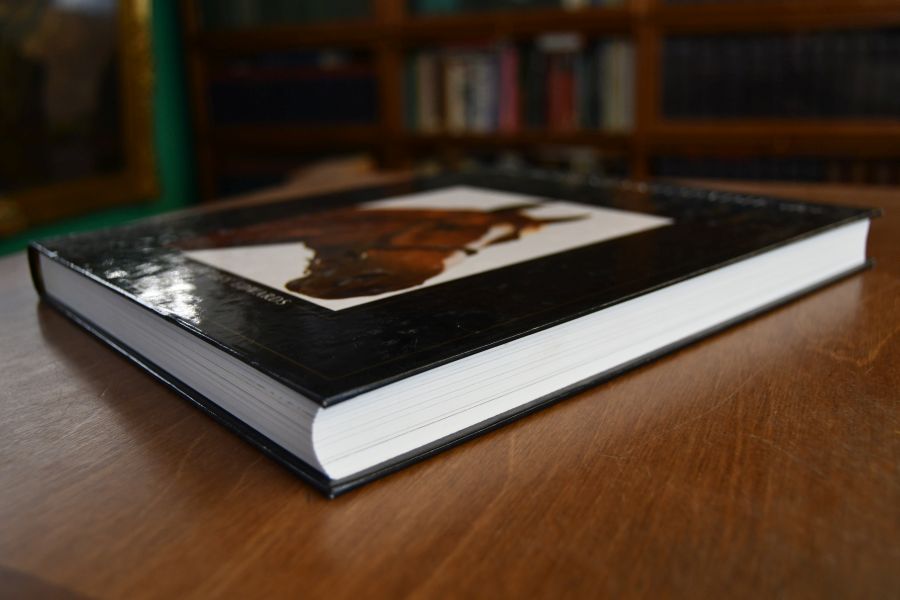 Die BLV-Enzyklopädie der Pferde.