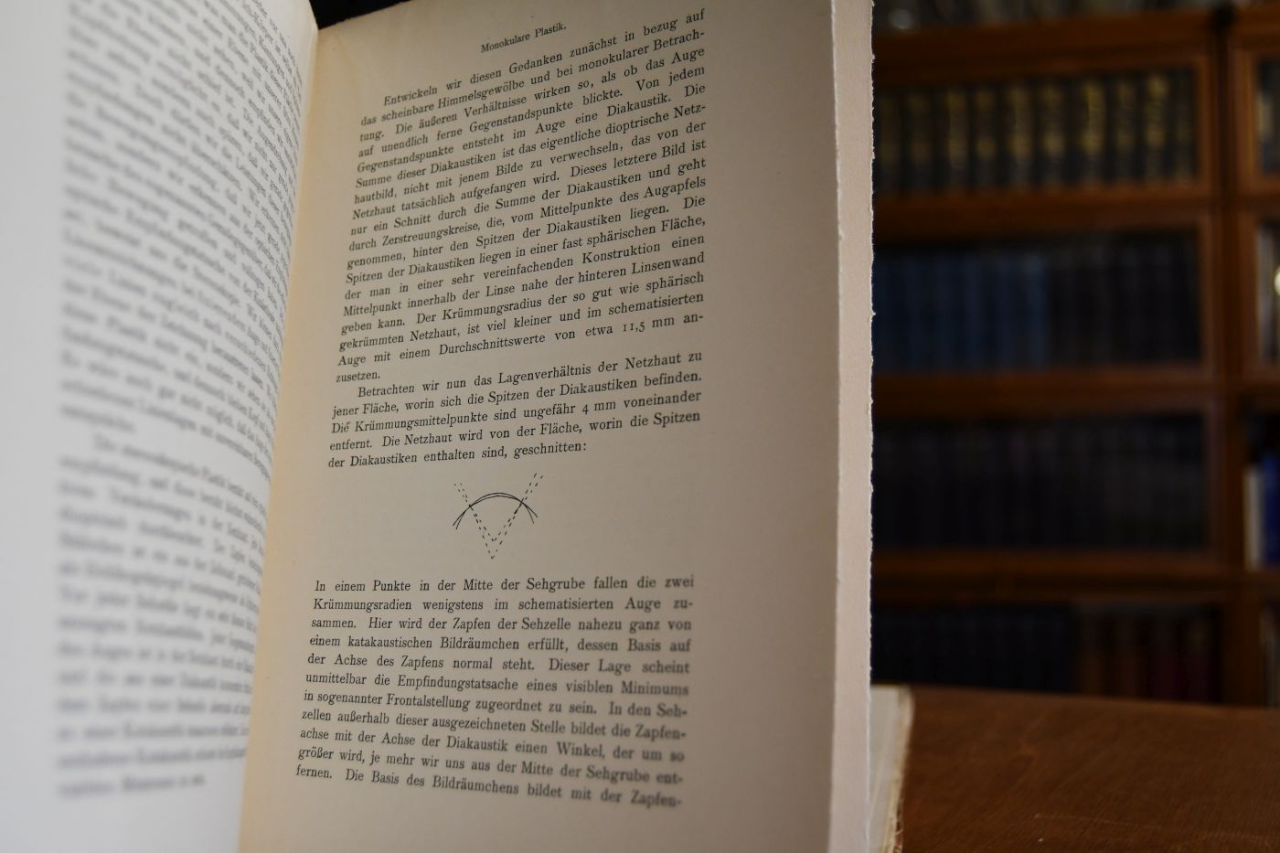 Wissenschaftliche Beilage zum 23. Jahresbericht (1910) der Philosophischen Gesellschaft an der Universität zu Wien. Enthält folgende Aufsätze Ph. Frank Gibt es eine absolute Bewegung?; Stöhr, A. Monokulare Plastik; W.Schmied-Kowarzik Intuition; Stern, V. Die Philosophie meines Vaters.