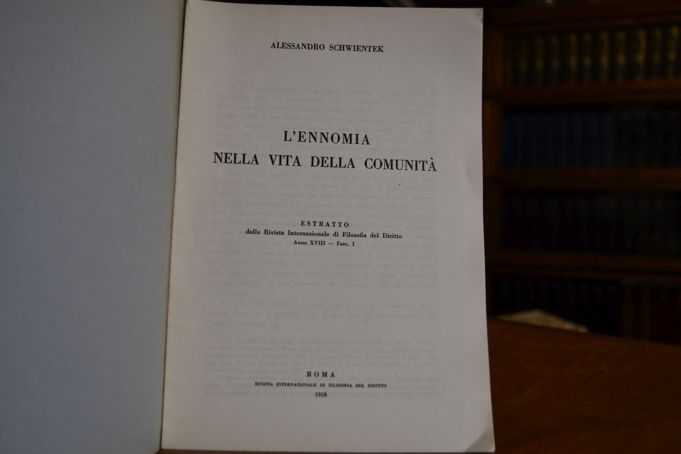 L`ennomia nella vita della comunita.