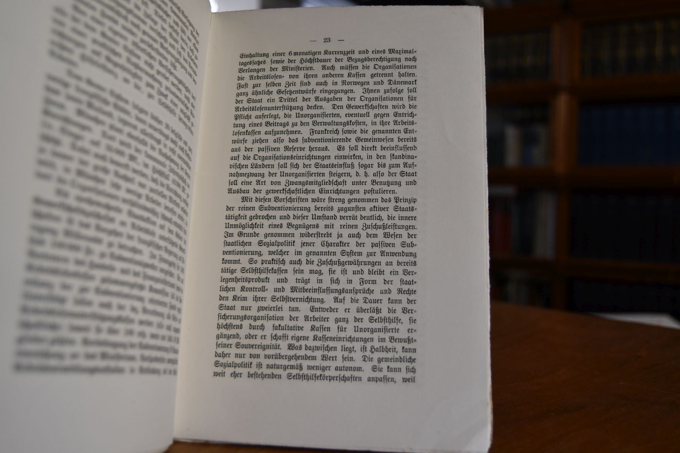 Kritisches und Positives zur Frage der Arbeitslosenfürsorge..