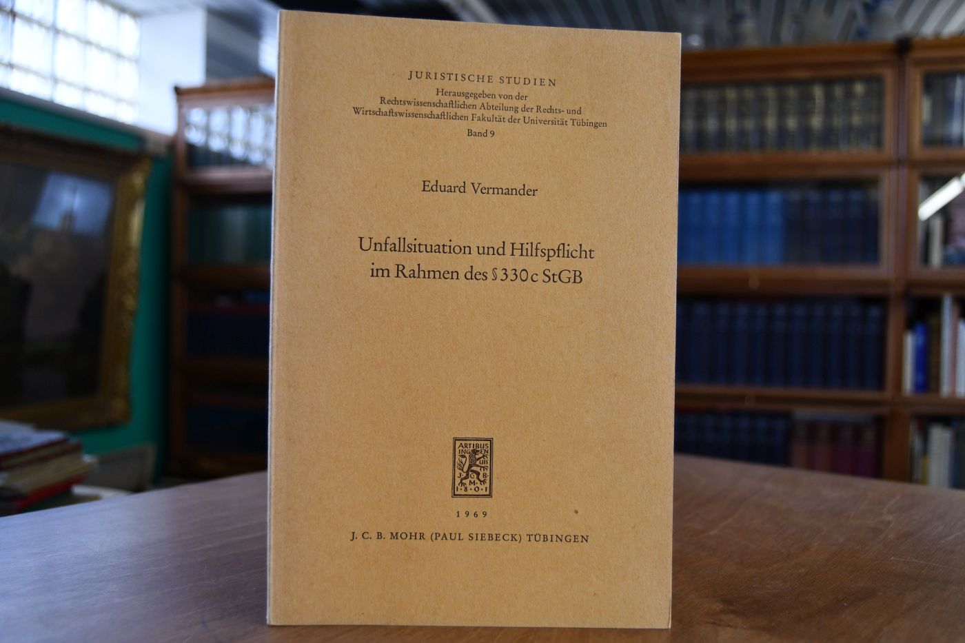 Unfallsituation und Hilfspflicht im Rahmen des § 330c StGB.