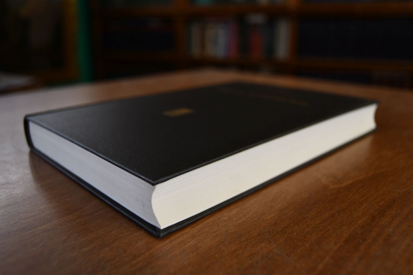 Völkerrecht und deutsches Recht. Theoretische und dogmatische Untersuchungen über die Anwendung völkerrechtlicher Normen in der Bundesrepublik Deutschland.