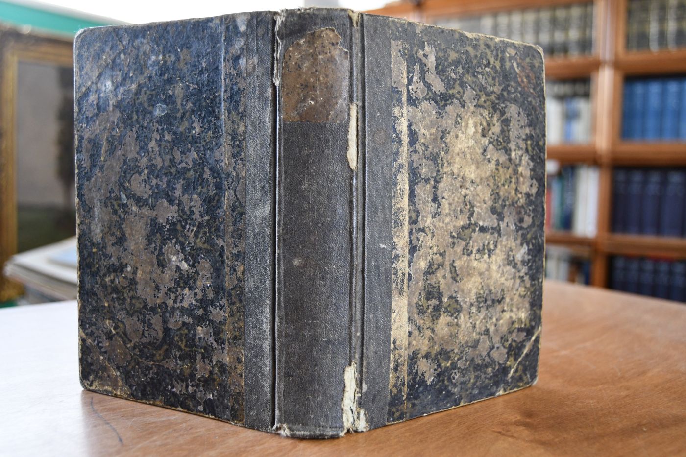 Predigt-Blätter aus Bad Boll, enthaltend nachgeschriebene Predigten und Vorträge von Pfarrer Blumhardt. Erster Band, 1879. Beigebunden Predigten und Vorträge von Christoph Blumhardt, 2. vermehrte AUflege, Bad Boll, Selbstverlag des Verfassers, [1865], 128 S.