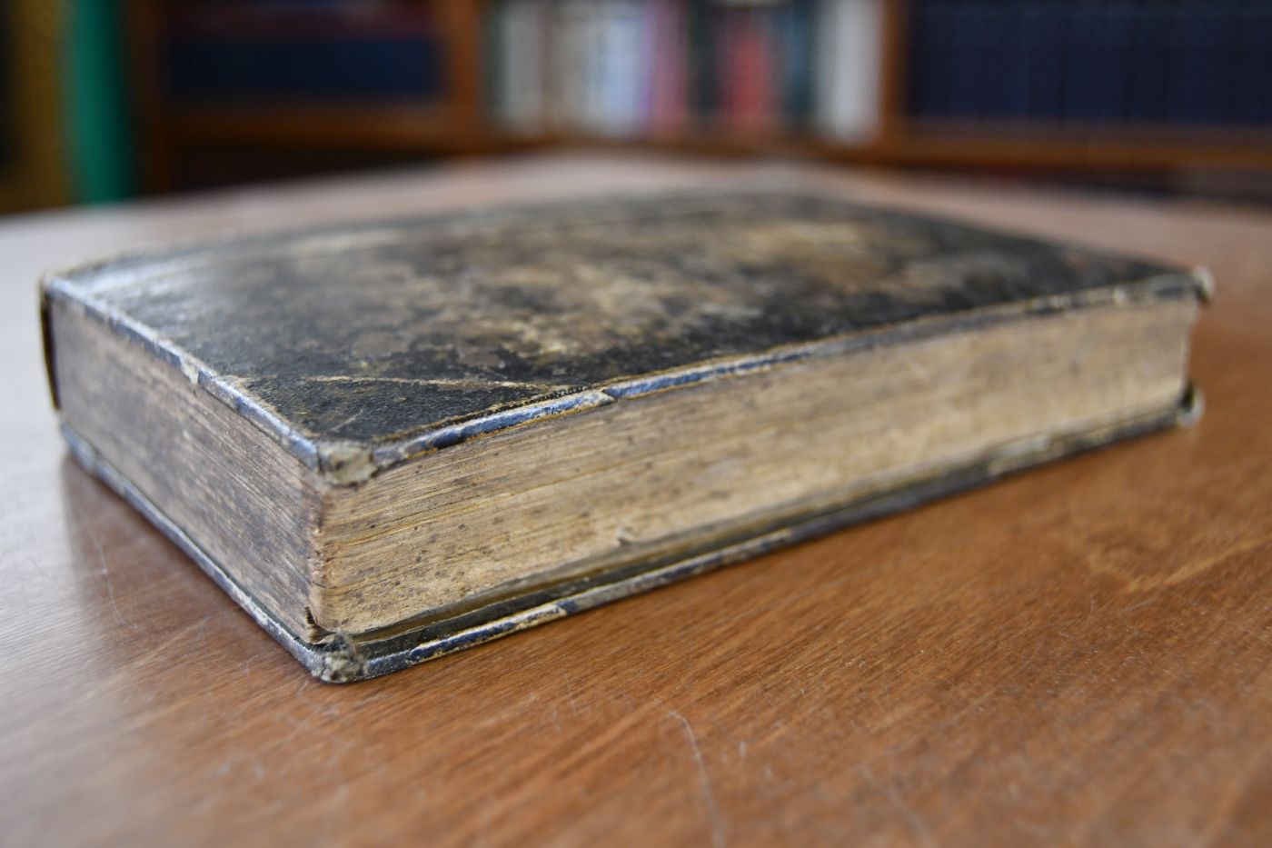 Predigt-Blätter aus Bad Boll, enthaltend nachgeschriebene Predigten und Vorträge von Pfarrer Blumhardt. Erster Band, 1879. Beigebunden Predigten und Vorträge von Christoph Blumhardt, 2. vermehrte AUflege, Bad Boll, Selbstverlag des Verfassers, [1865], 128 S.