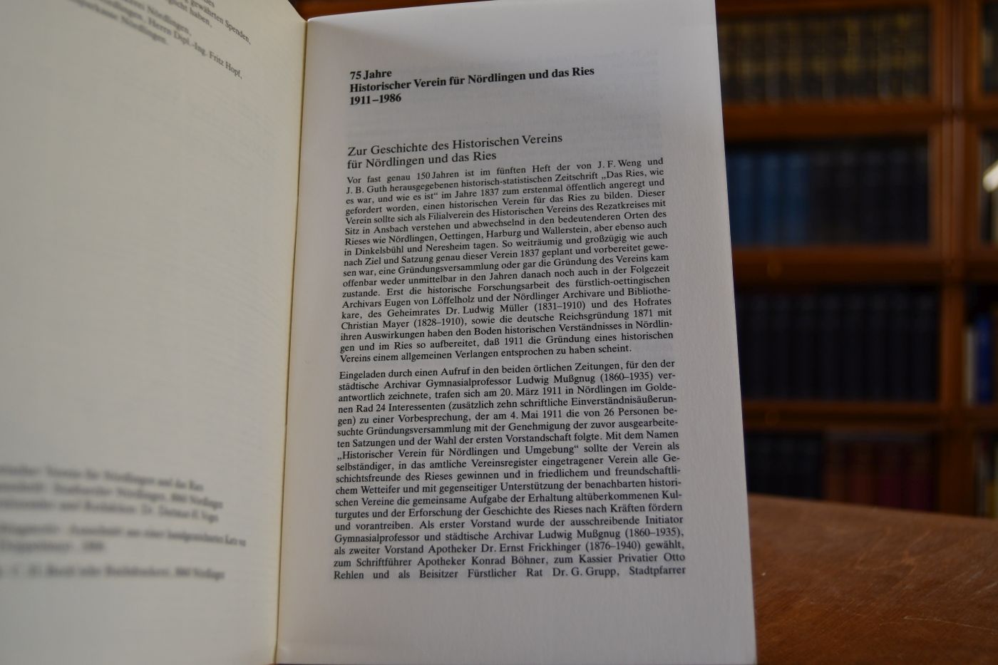 75 Jahre Historischer Verein für Nördlingen und das Ries, 1911-1986. Mit einem Inhaltsverzeichnis aller Jahrbücher des Historischen Vereins für Nördlingen und das Ries, Jahrbuch 1, 1912 bis Jahrbuch 27, 1985.