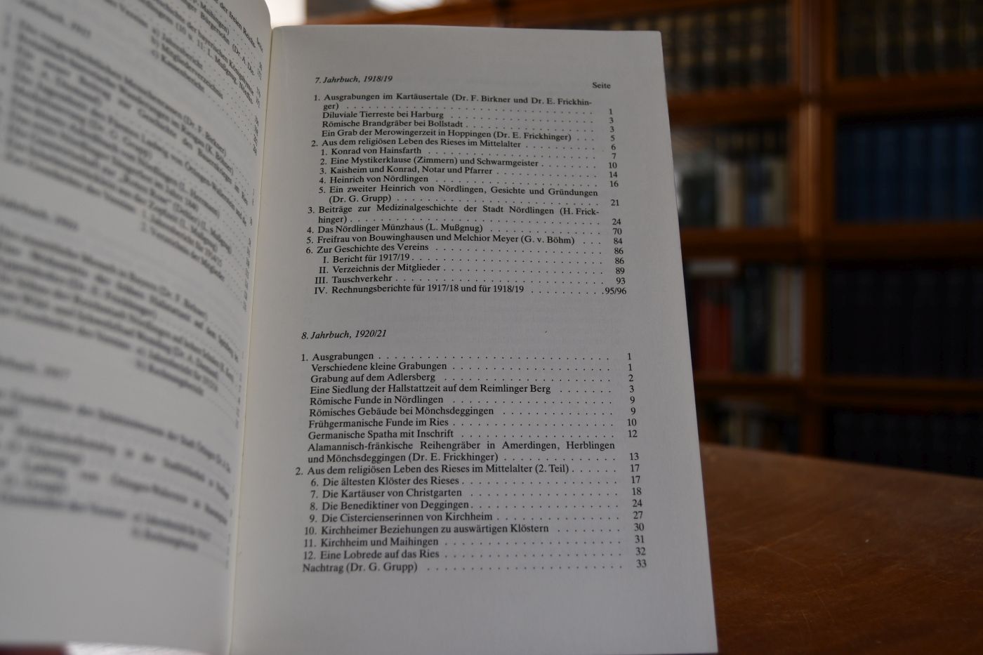 75 Jahre Historischer Verein für Nördlingen und das Ries, 1911-1986. Mit einem Inhaltsverzeichnis aller Jahrbücher des Historischen Vereins für Nördlingen und das Ries, Jahrbuch 1, 1912 bis Jahrbuch 27, 1985.