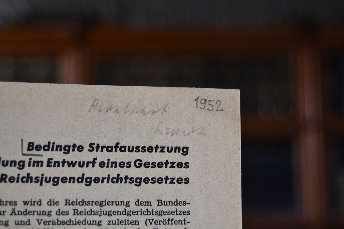 Bedingte Strafaussetzung und bedingte Verurteilung im Entwurf eines Gesetzes zur Änderung des Reichsjugendgesetzes.