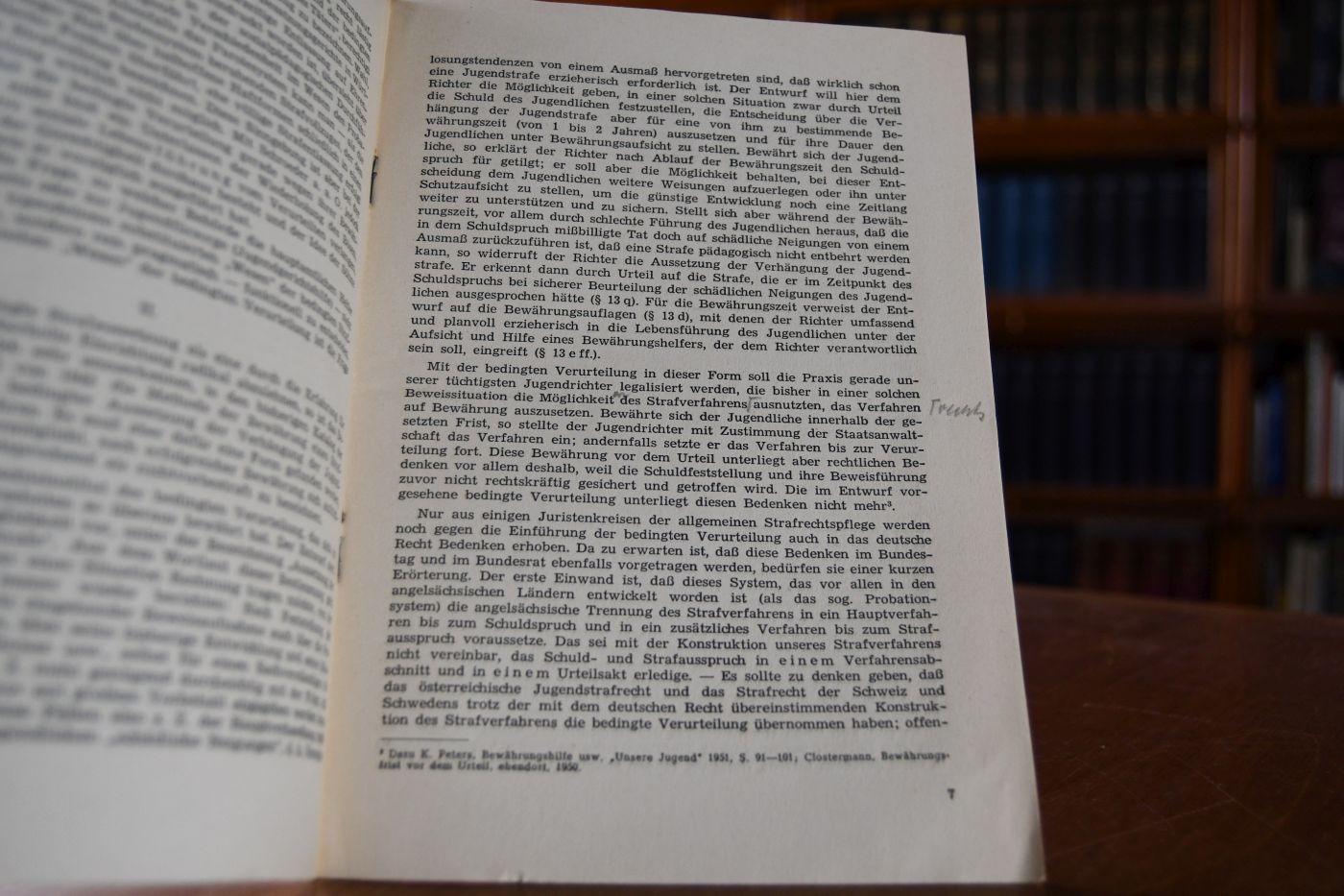 Bedingte Strafaussetzung und bedingte Verurteilung im Entwurf eines Gesetzes zur Änderung des Reichsjugendgesetzes.
