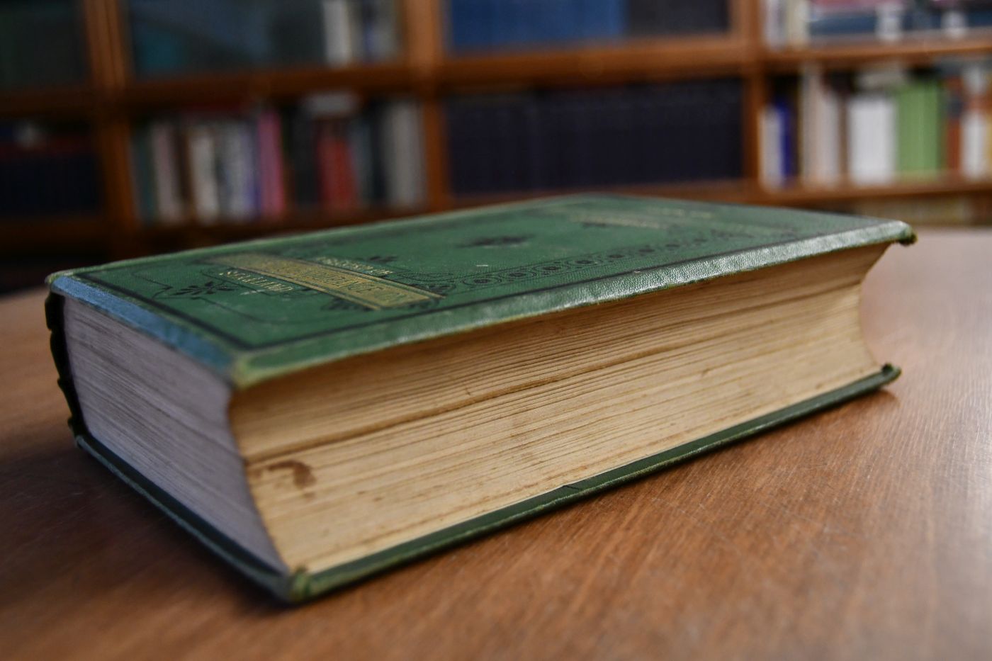 The Book of Adventure and Peril A Record of Heroism and Endurance on Sea and Land.