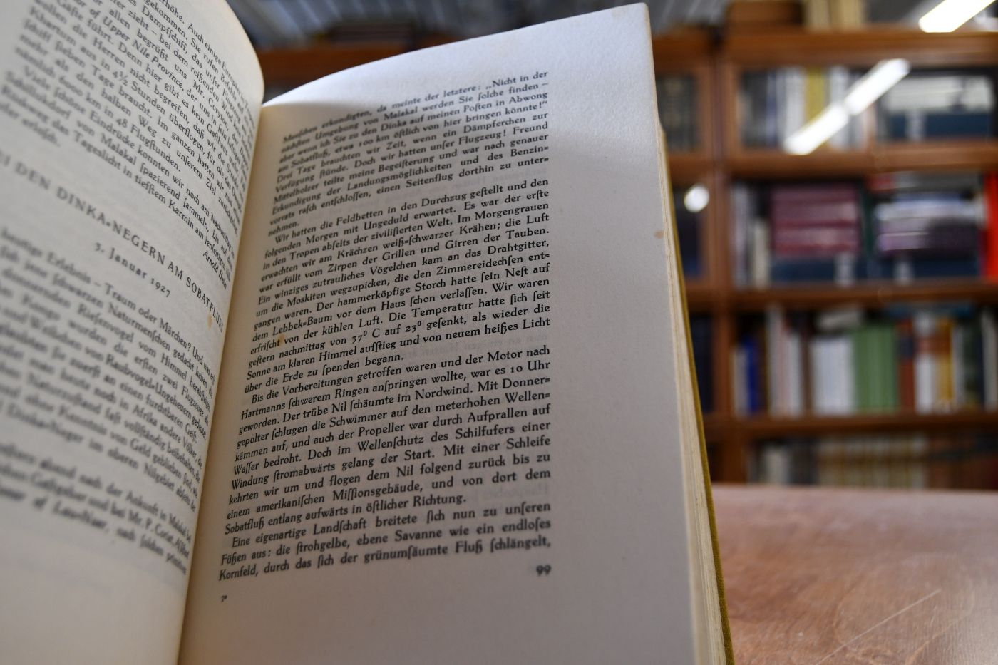 Afrikaflug. Im Wasserflugzeug "Switzweland" von Zürich über den dunkeln Erdteil nach dem Kap der Guten Hoffnung.