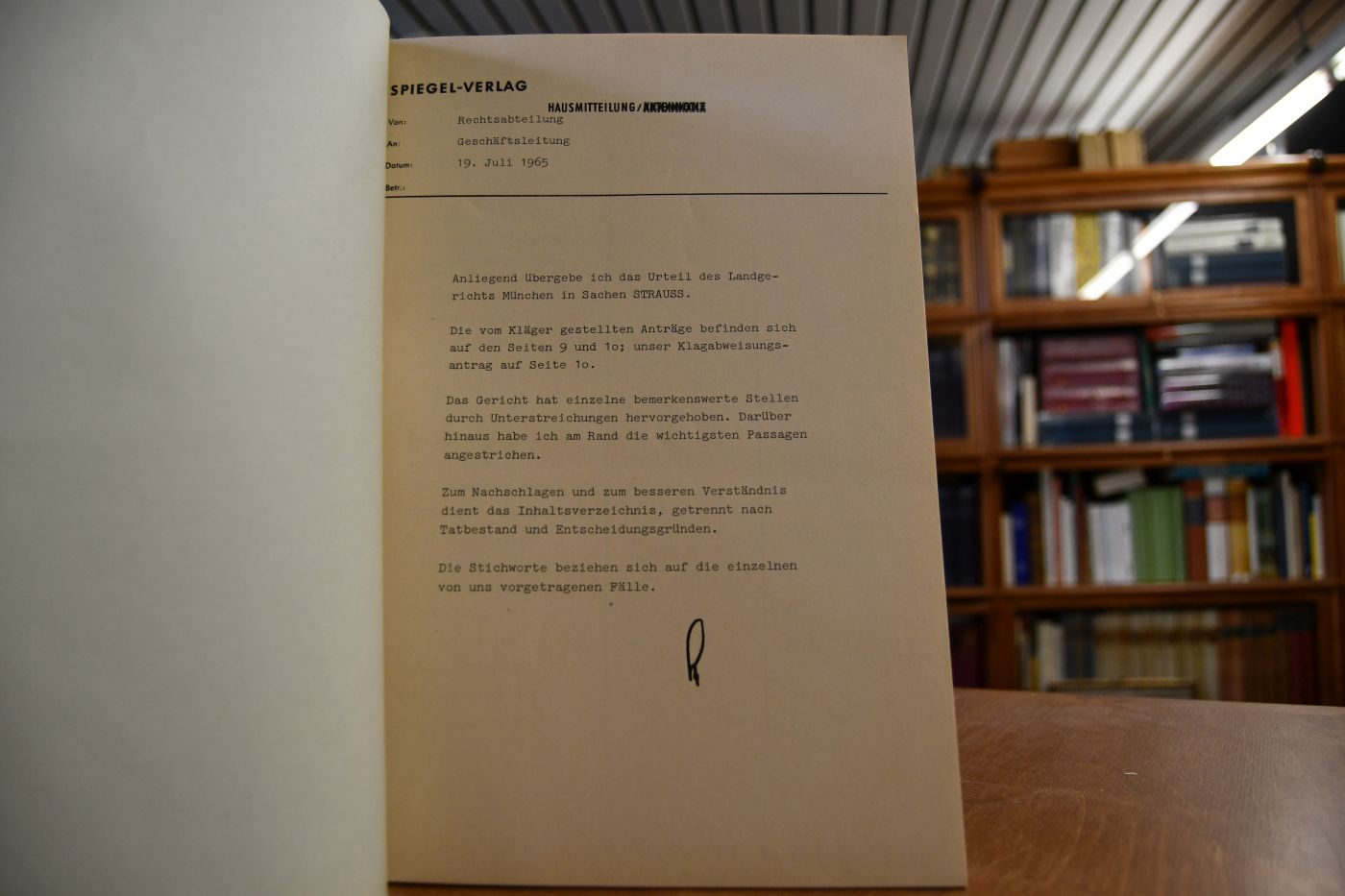 In Sachen Strauss gegen Augstein, wegen Widerruf und Schadenersatz. Landgericht München Akt.Z. 18 O 680/64.