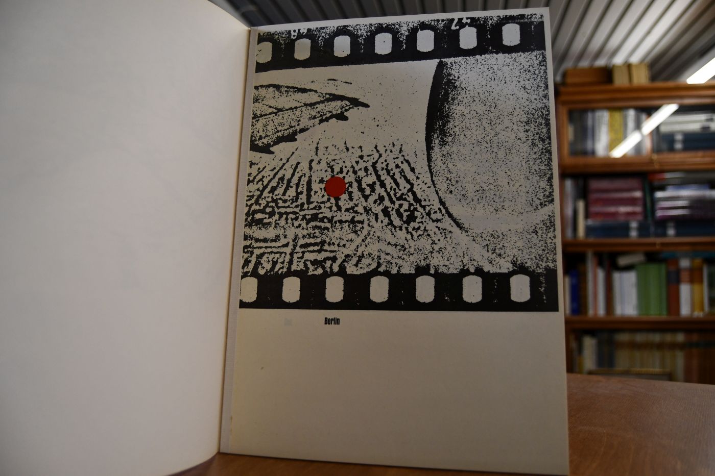 Fluchtpunkte. Fundort Berlin HFBK. Finder Helmut Lortz. Fundzeit 1970.