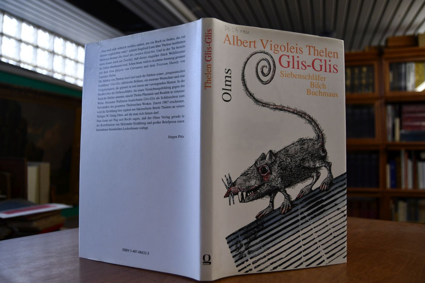 Glis-Glis. Eine zoo-gnostische Parabel. Entstanden als Fingerübung eines Seh-Gestörten. Beigef. sind Briefe des Autors an W. Georg Olms. Zeichnungen von Paul König.