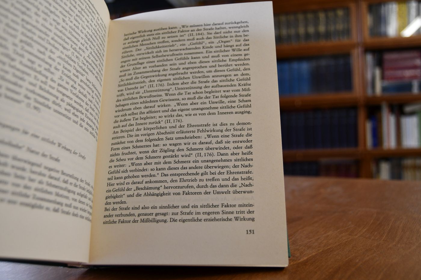 Die Strafe als Problem der Erziehung. Eine historische und systematische pädagogische Untersuchung.