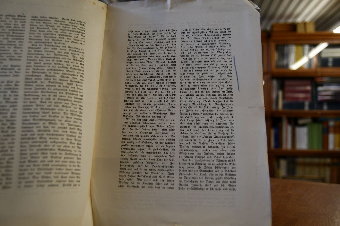 Buchbesprechung Max Wundt, Die Philosophie an der Universität Jena in ihrem geschichtlichen Verlaufe.