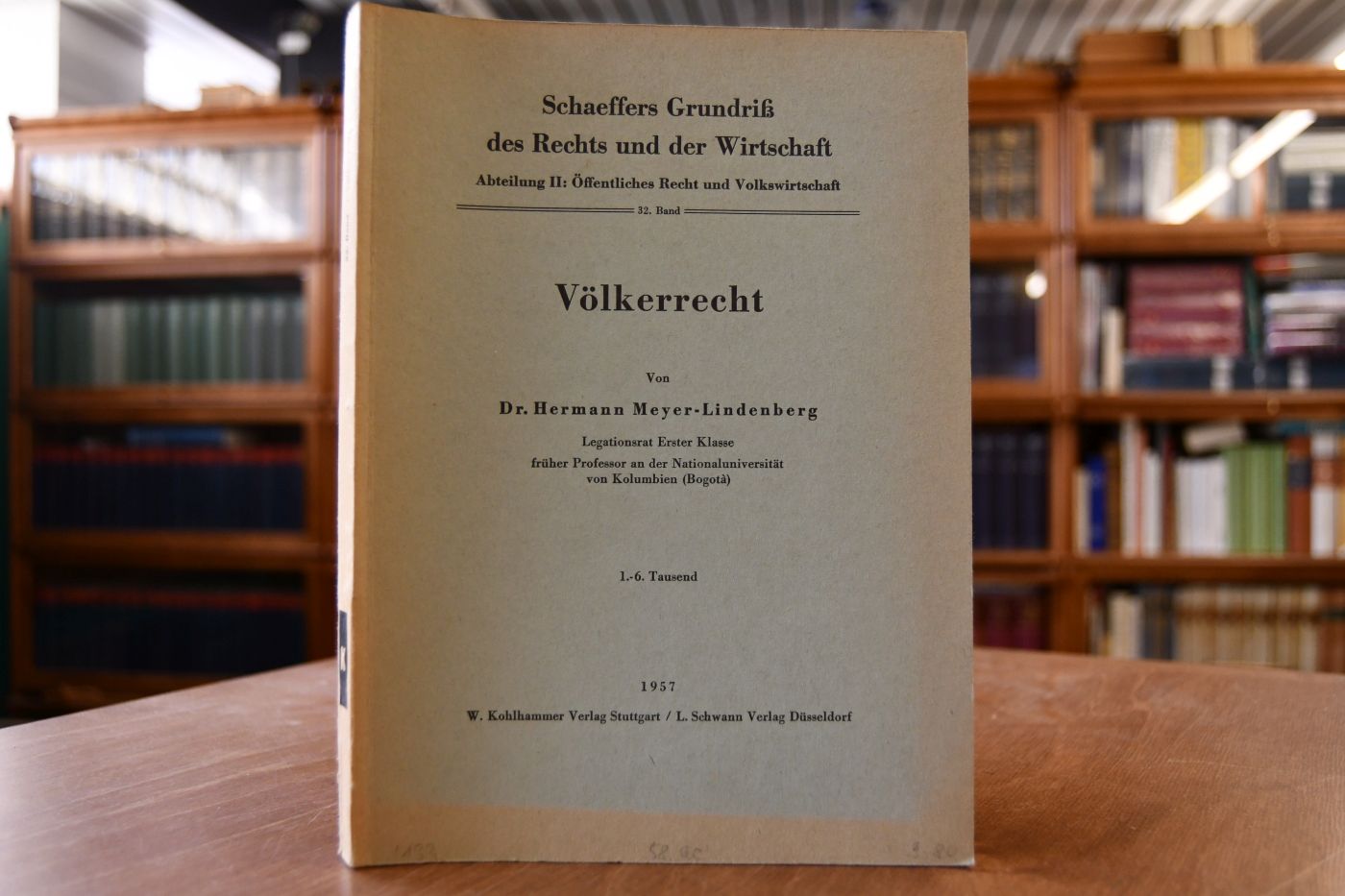 Völkerrecht.