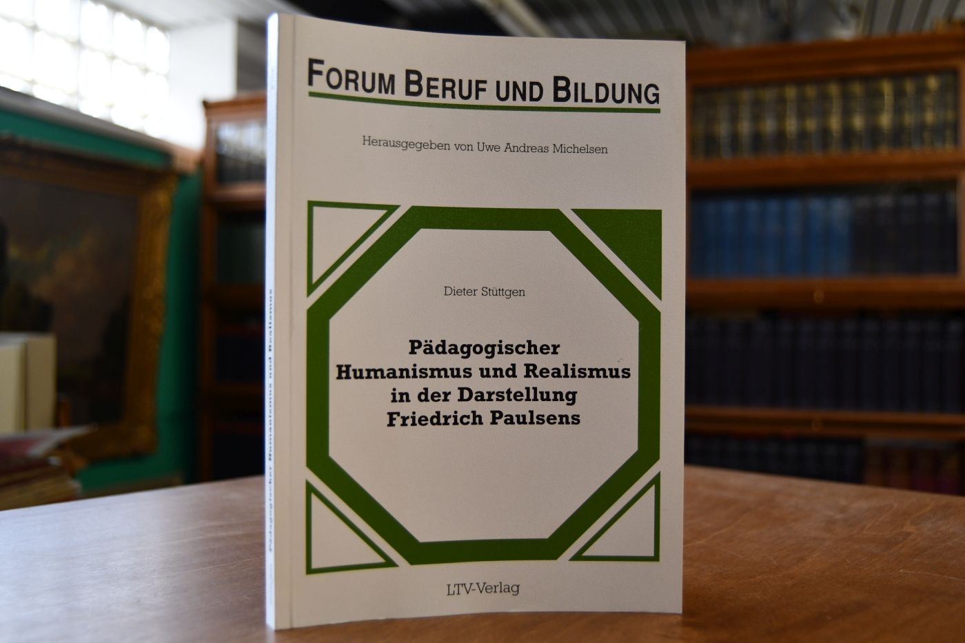Pädagogischer Humanismus und Realismus in der Darstellung Friedrich Paulsens.