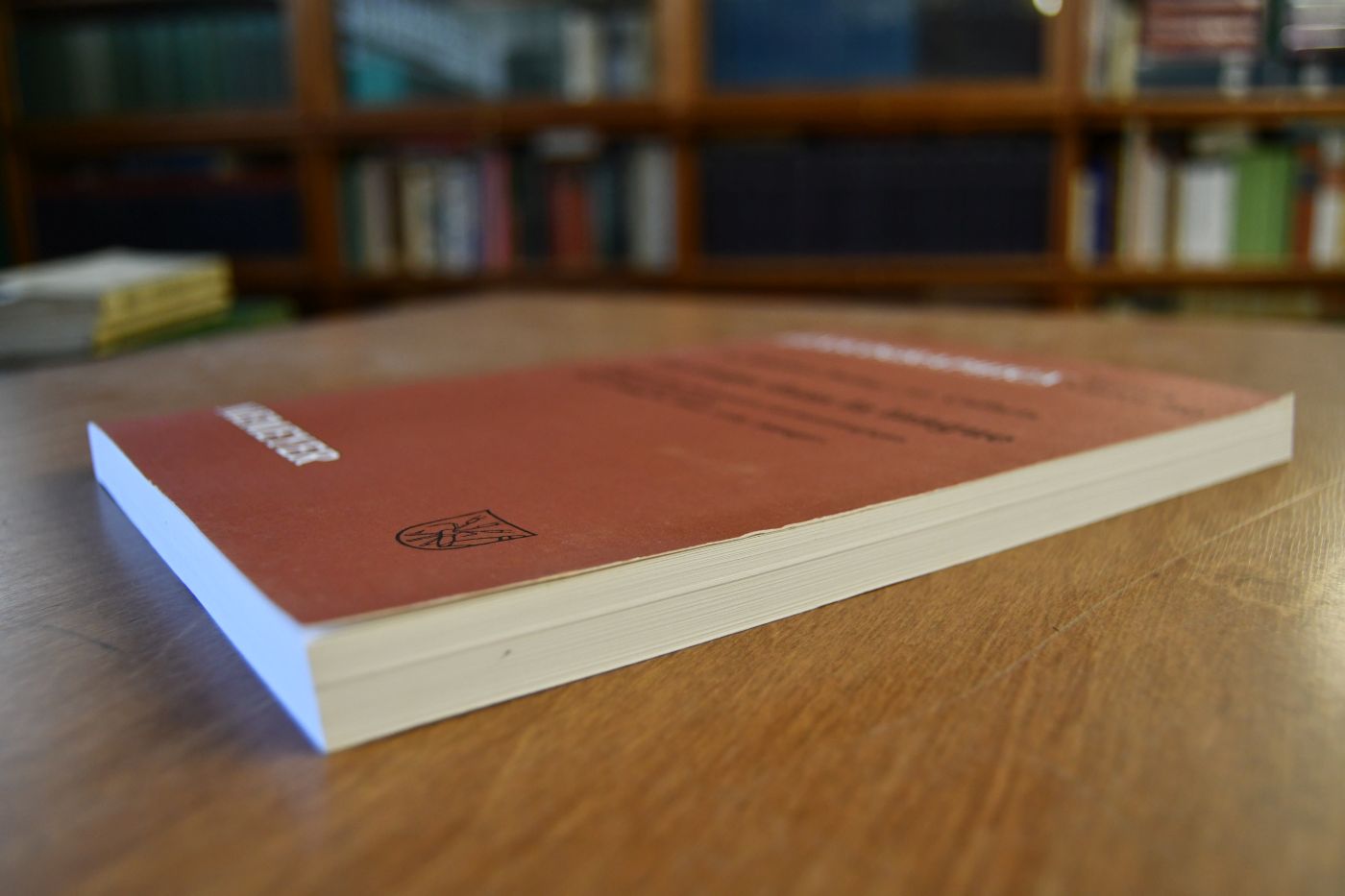 Le corps dans la langue. Esquisse d`un dictionnaire onomasiologique. Notion et expressions dans le champ de "dent" et de "manger".