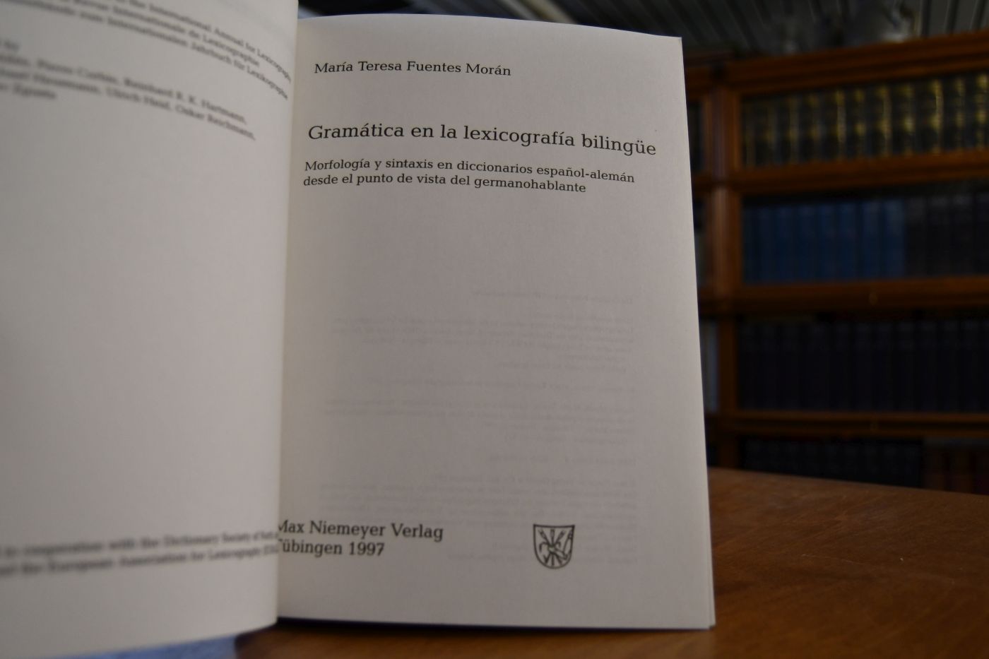 Gramática en la lexicografía bilingüe. Morfología y sintaxis en diccionarios español-alemán desde el punto de vista del germanohablante.