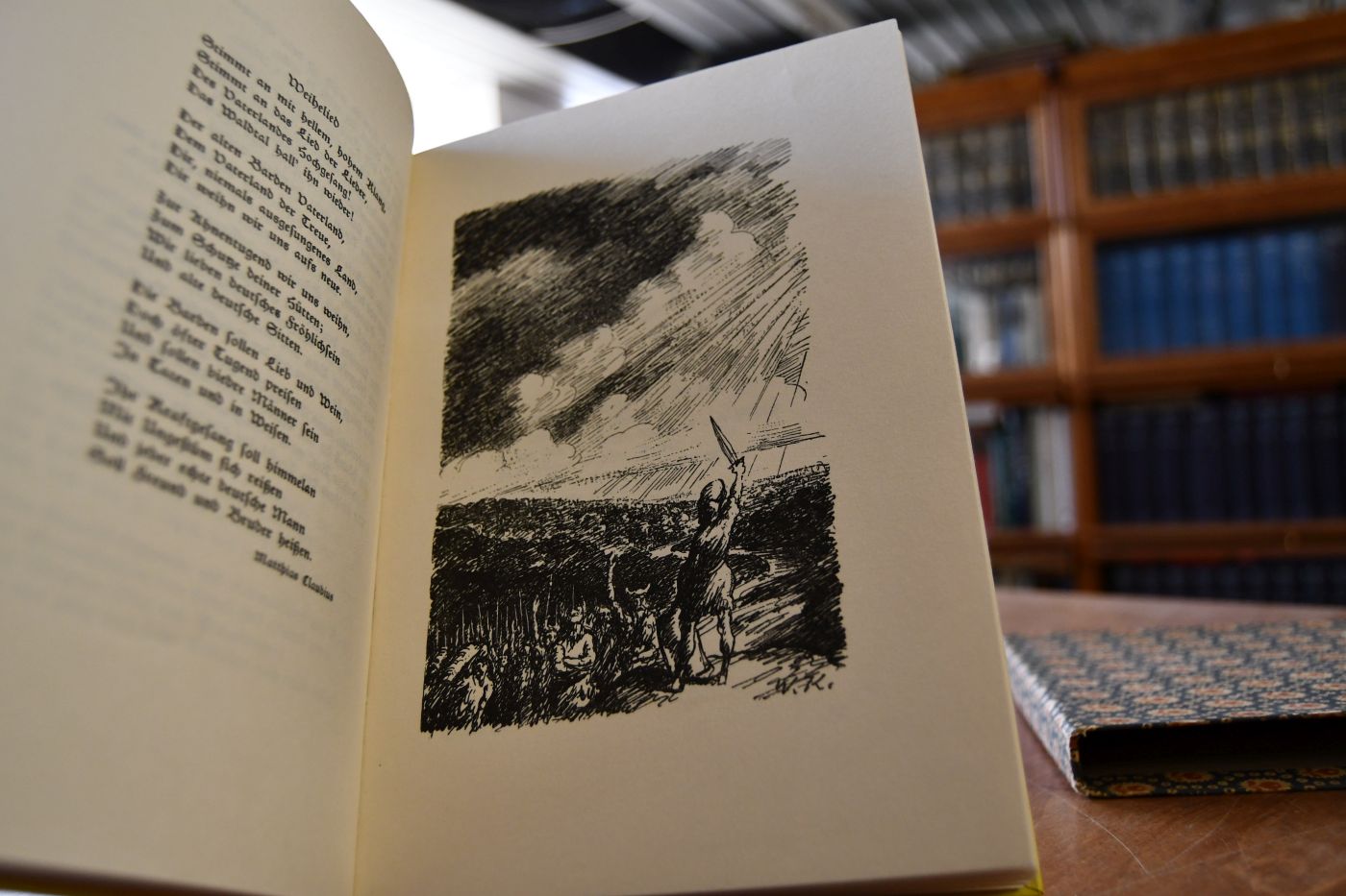 Standarten wehn und Fahnen. Lieder aus großen Tagen.