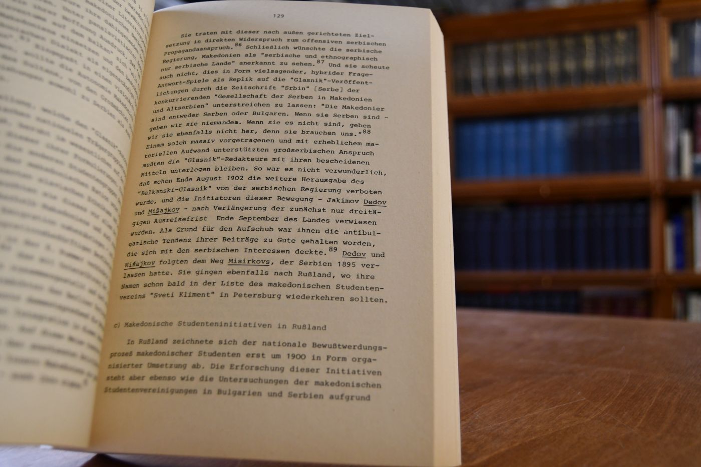 Der nationale Kern des makedonischen Problems. Ansätze und Grundlagen einer makedonischen Nationalbewegung (1890 - 1903). Ein Beitrag zur komparativen Nationalismusforschung.