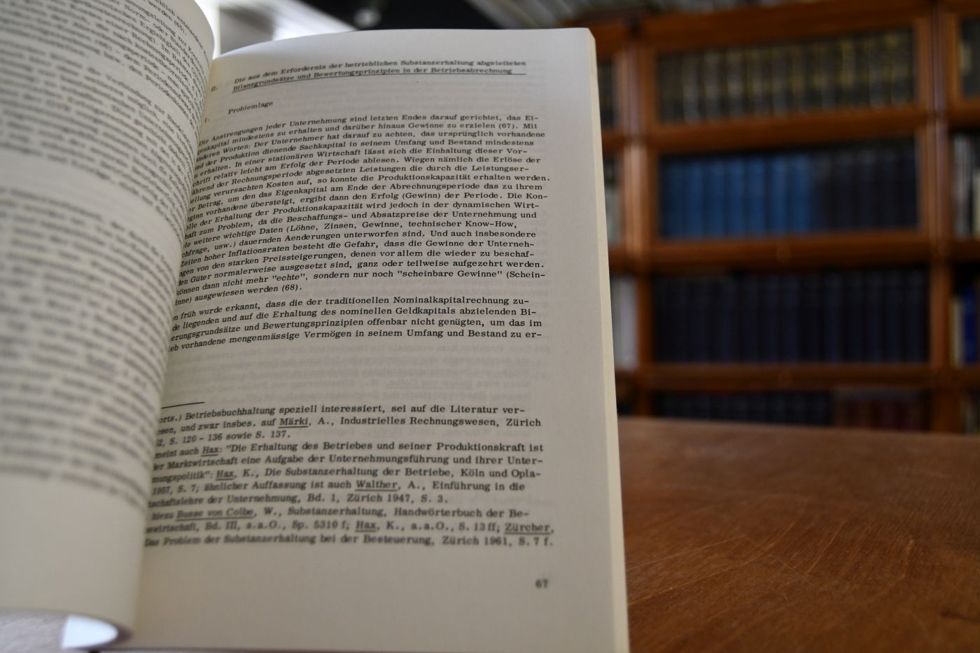 Wertzunahmen und ausserordentliche Wertabnahmen auf den Gegenständen des Anlagevermögens in handelsrechtlicher, unternehmungs- und steuerwirtschaftlicher sowie steuerrechtlicher Sicht.