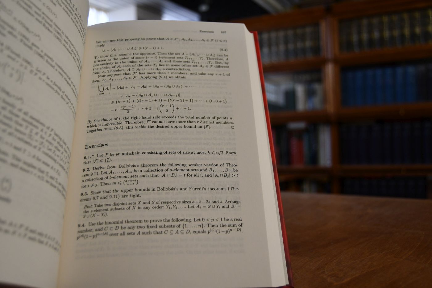 Extremal Combinatorics. With Applications in Computer Science.