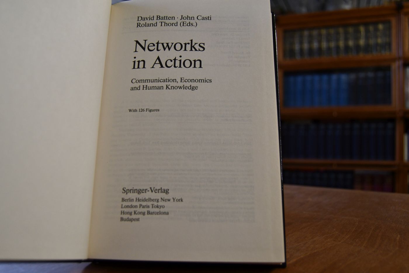 Networks in action. Communication, economics and human knowledge.
