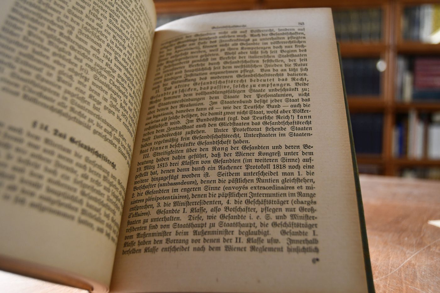 Grundzüge des positiven Völkerrechts.