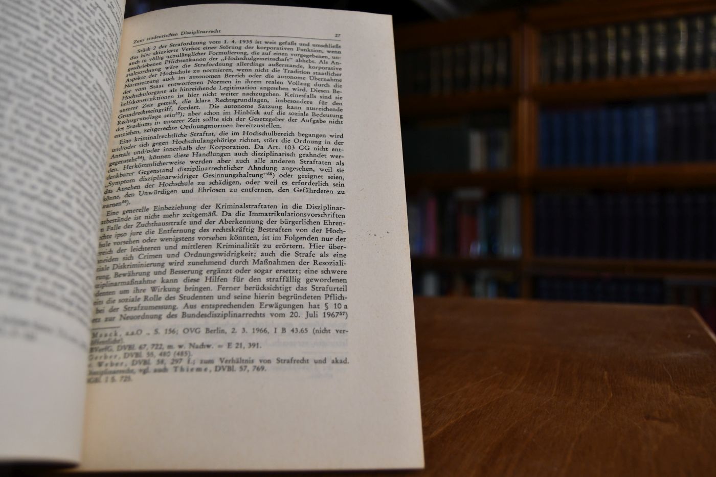 Unzeitgemäßes und Zeitgemäßes zum studentischen Disziplinarrecht.