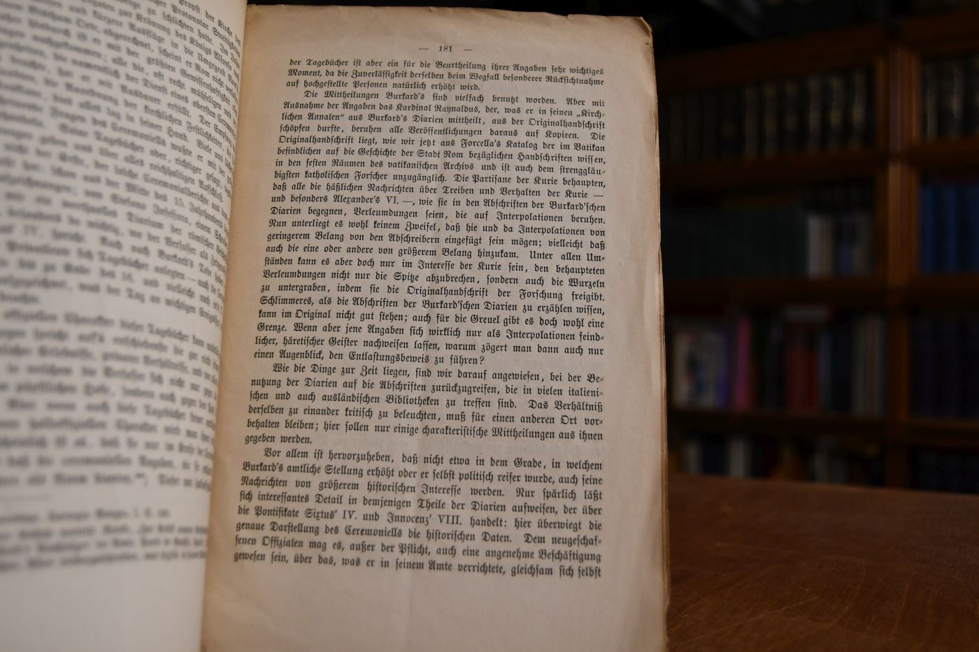 Ein deutscher Ceremonienmeister [Johannes Burkhard] am päpstlichen Hofe.