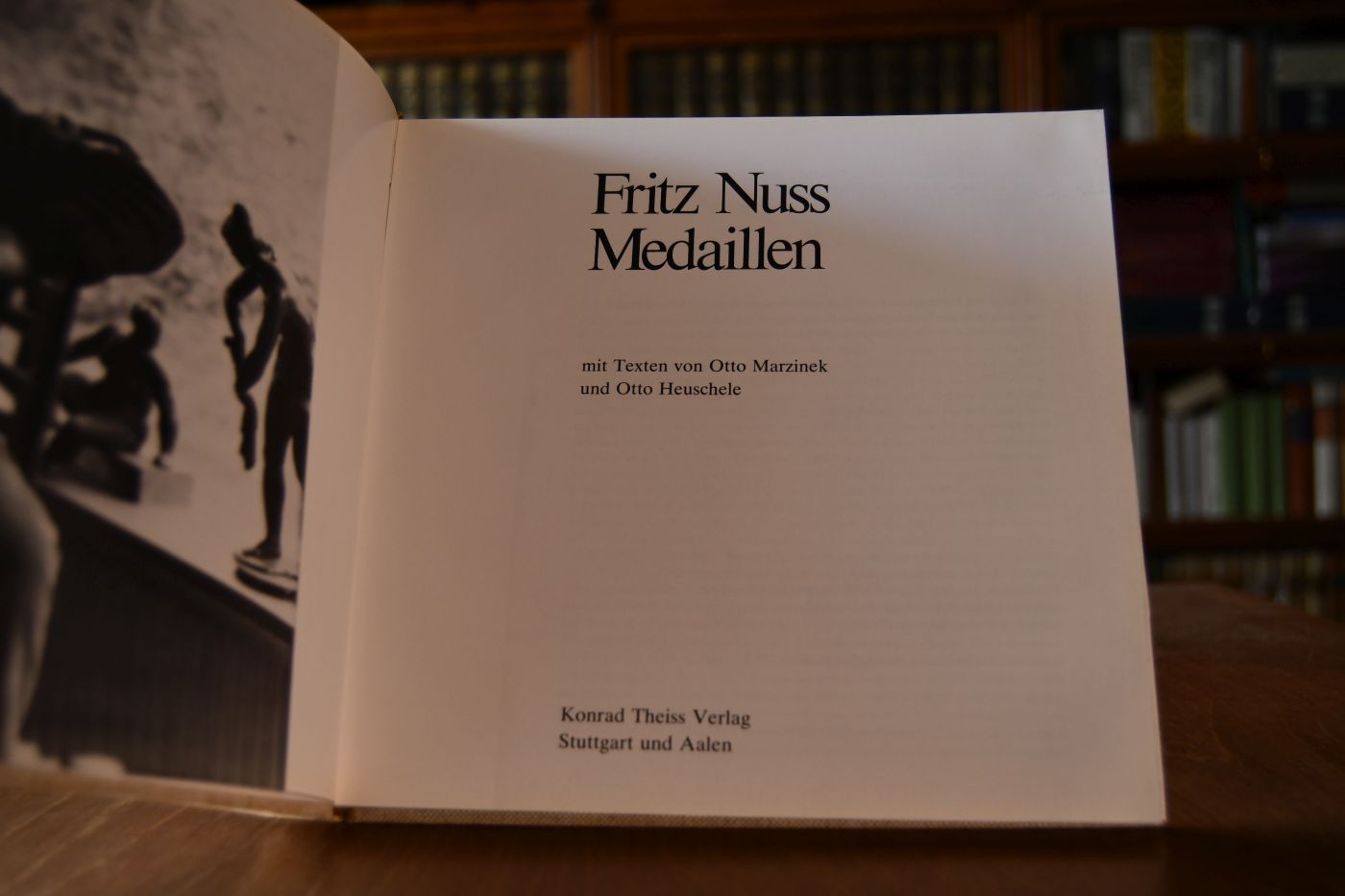 Nuss, Fritz. Medaillen.