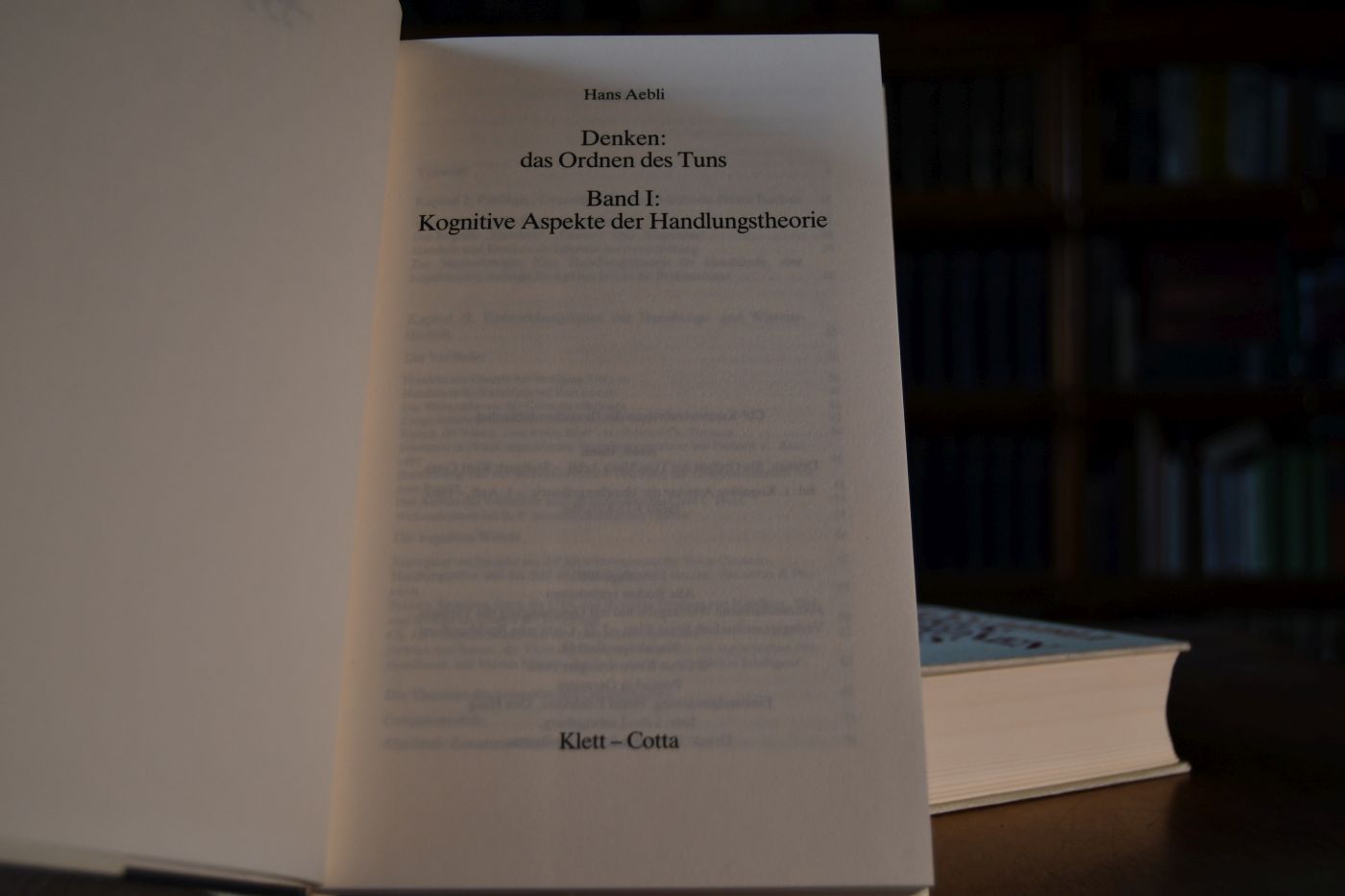 Denken Das Ordnen des Tuns. 2 Bde. Bd. I Kognitive Aspekte der Handlungstheorie. Bd. II