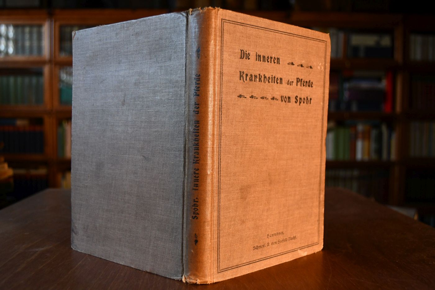 Die inneren Krankheiten der Pferde iher Entstehung, Verhütung und naturgemäße Heilung ohne Anwendung von Arznei.