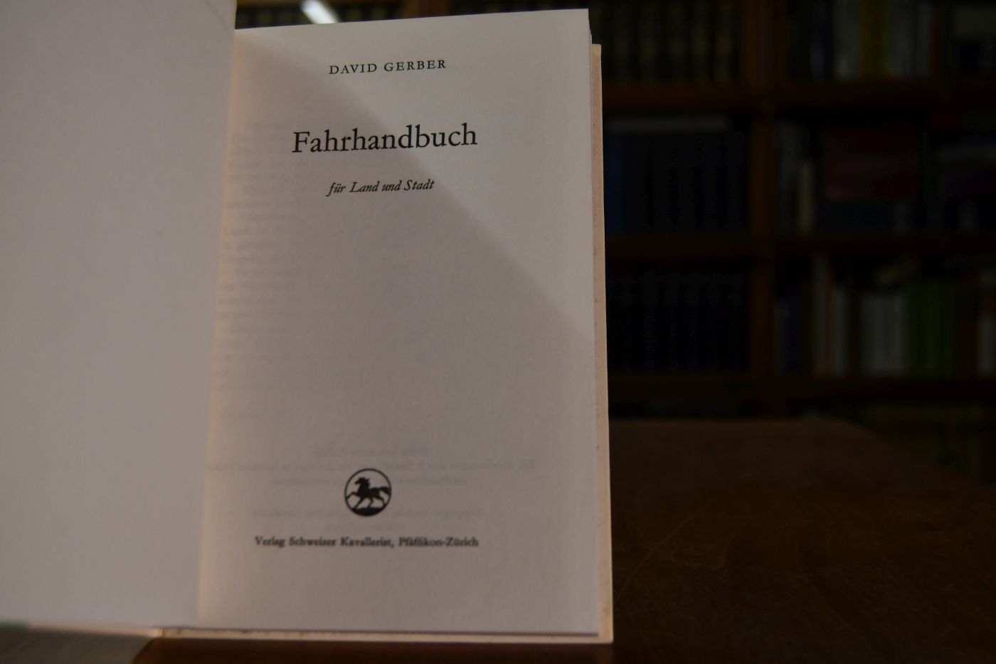 Fahrhandbuch für Stadt und Land.