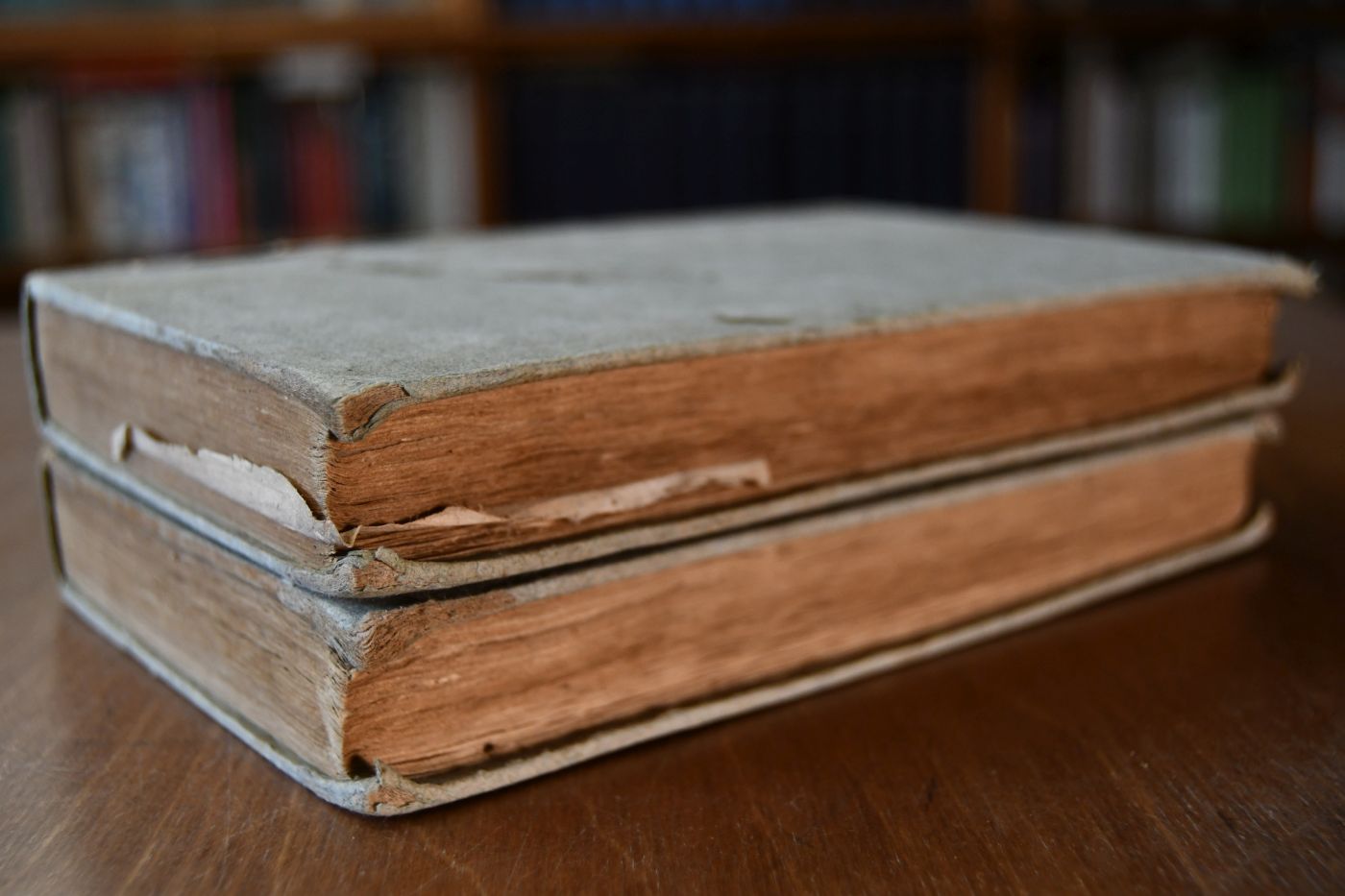 Herrn Vitet`s Unterricht in der Vieharzneykunst. Erster Theil 1. + 2. Band Bildung und Nutzen der Theile bey dem Pferde und Rindviehe.