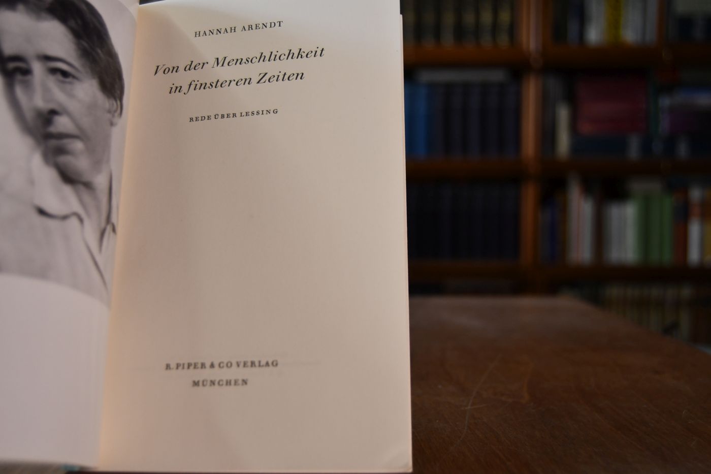 Von der Menschlichkeit in finsteren Zeiten. Rede über Lessing.