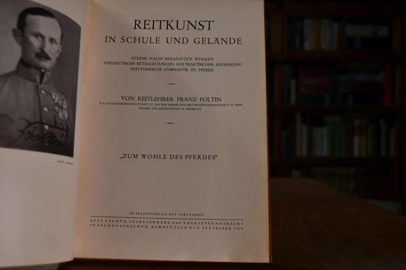 Reitkunst in Schule und Gelände. Studie nach bekannten Werken, Theoretische Betrachtungen aus praktischer Erfahrung. Rhytmische Gymnastik zu Pferde.