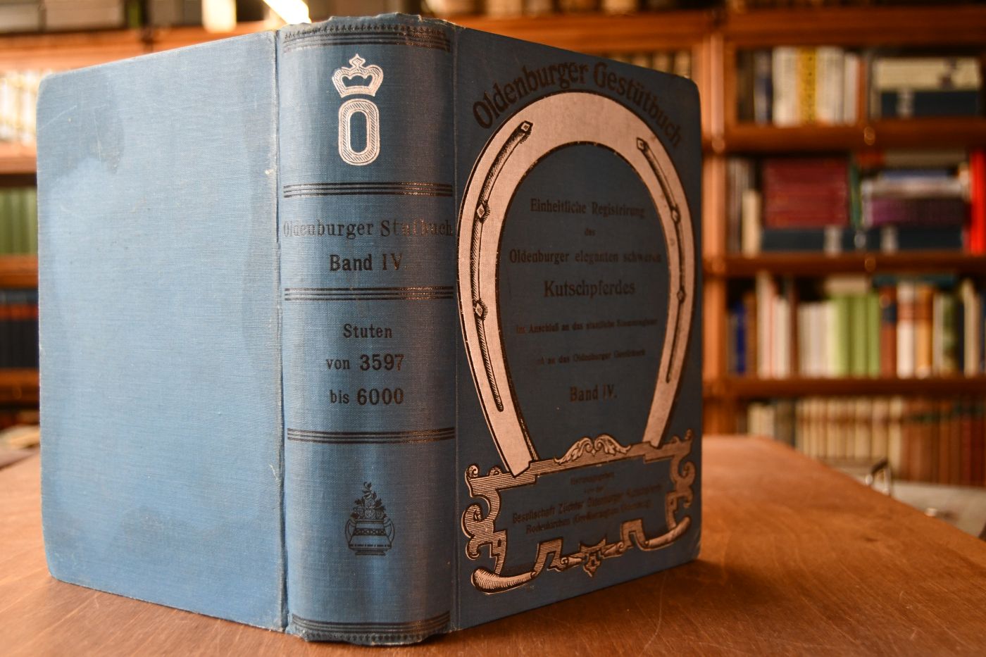 Oldenburger Stutbuch. Einheitliche Registrierung des Oldenburger eleganten schweren Kutschpferdes. im Anschluss an das staatliche Stammregister und das Oldenburger Gestütbuch Band I und II. Band IV.