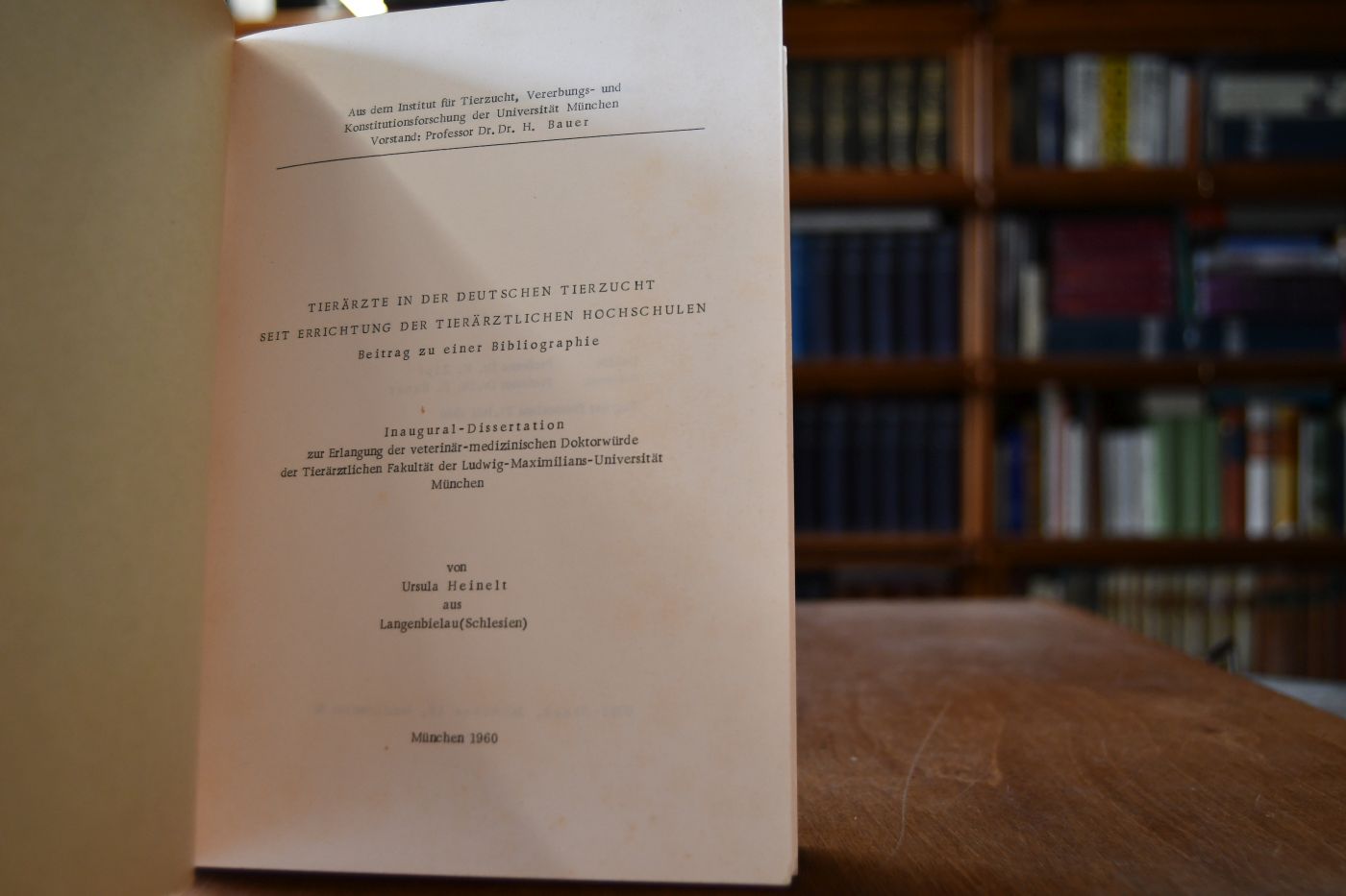 Tierärzte in der deutschen Tierzucht seit Errichtung der Tierärztlichen Hochschulen. Beitrag zu einer Bibliographie.