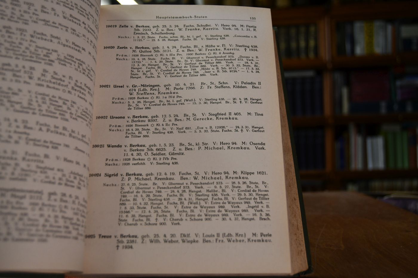Stutbuch Pferdezuchtverband Sachsen-Anhalt. 5. Band Eintragungen aus den Jahren 1926-1932.