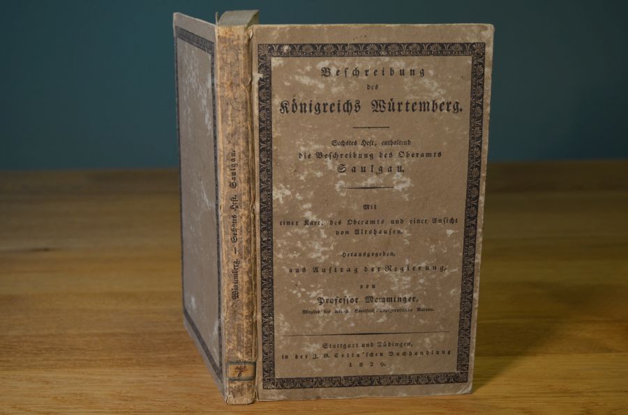 Beschreibung des Oberamts Saulgau. Mit einer Karte des Oberamts und einer Ansicht von Altshausen (Lithographie von Johannes Wölffle).